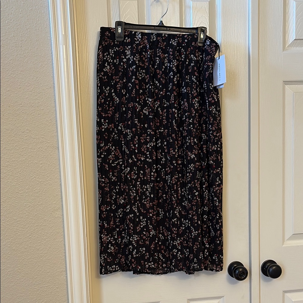 Black pleated midi skirt